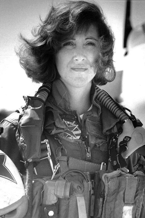 Tammie Jo Shults